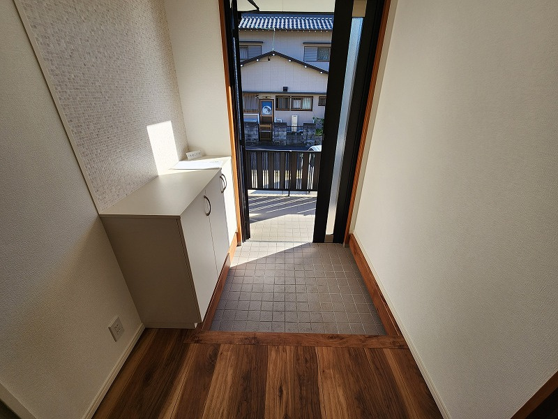 小牧市大字本庄　中古戸建の玄関|毎日通る玄関はこちらです