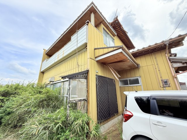 小美玉市山野中古住宅の外観