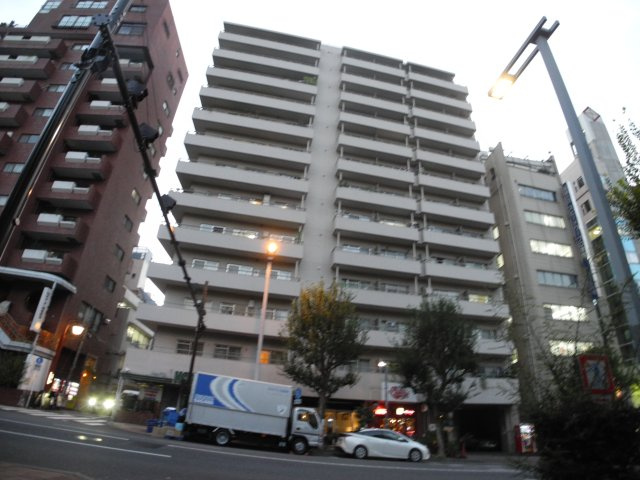 新宿パークサイド永谷の外観