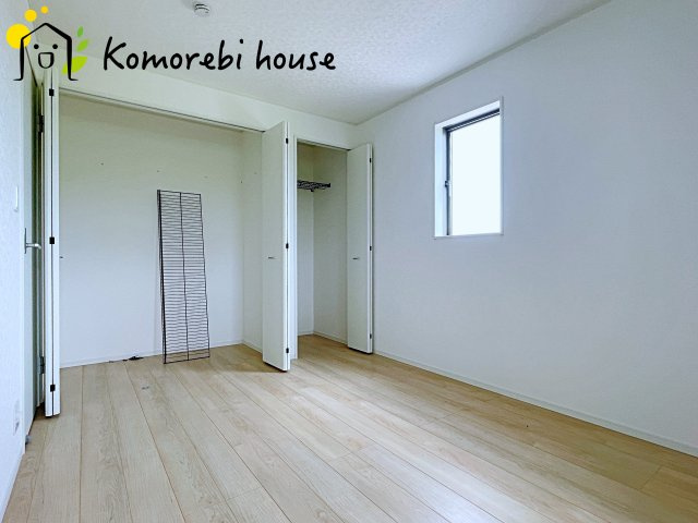 川島町伊草　第2　新築一戸建て　クレイドルガーデン　04の洋室|ゆったりした洋室です