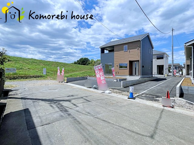 川島町伊草　第2　新築一戸建て　クレイドルガーデン　04の前面道路含む現地写真|前面道路含む現地写真です