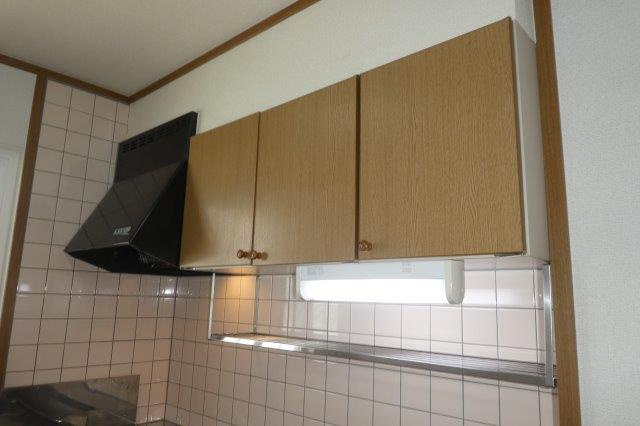 ブルグ中林のキッチン|キッチン上収納