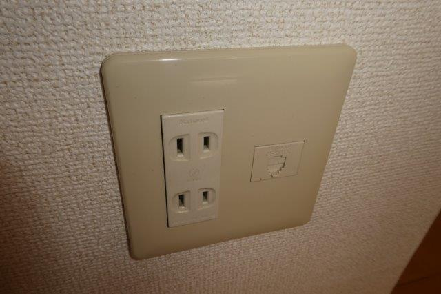 ブルグ中林の設備|電話モジュラー