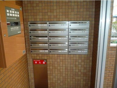 【エントランス】 | ファミール一社