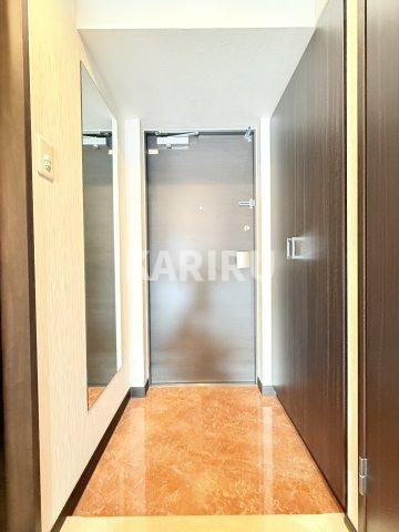 プレジオ永和ASIANの玄関