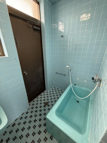 タバタ邸の浴室