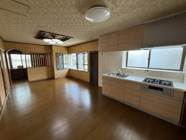 タバタ邸の居間・リビング