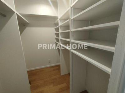 【収納】 | カスティリヨ東白楽 | 超大型のクローゼットです。