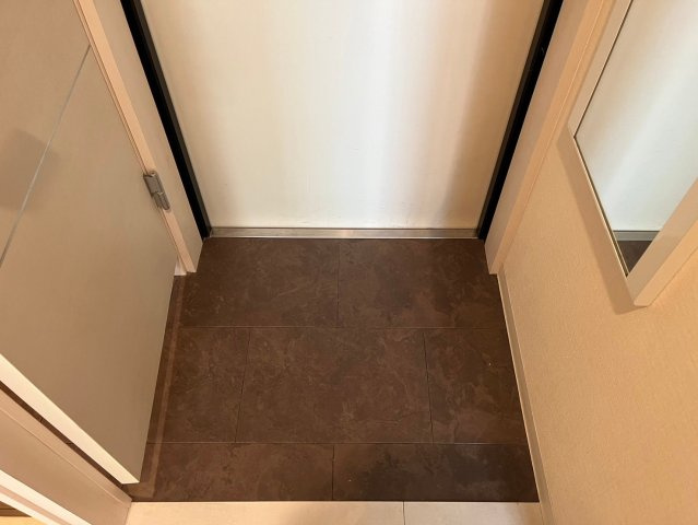 クラシタイヤー呉服町|名古屋市の賃貸ならMy賃貸の玄関|クラシタイヤー呉服町