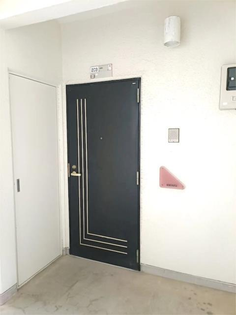 ニューライフ浜松ＩＩ弐番館の玄関|玄関（外）