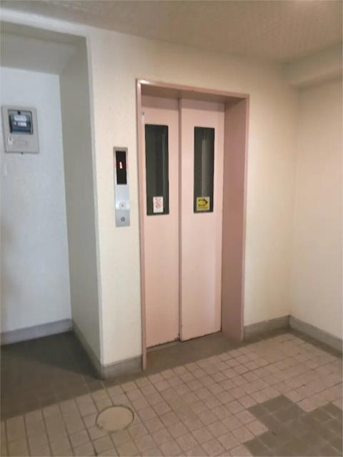 ニューライフ浜松ＩＩ弐番館の現況写真|エレベーター