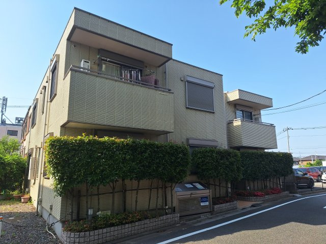 エスポワール早宮の外観