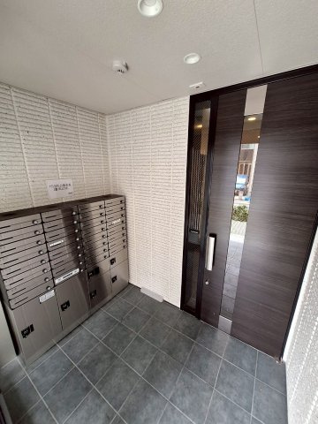 フェリシア梅島のその他共用部分|宅配ボックス完備