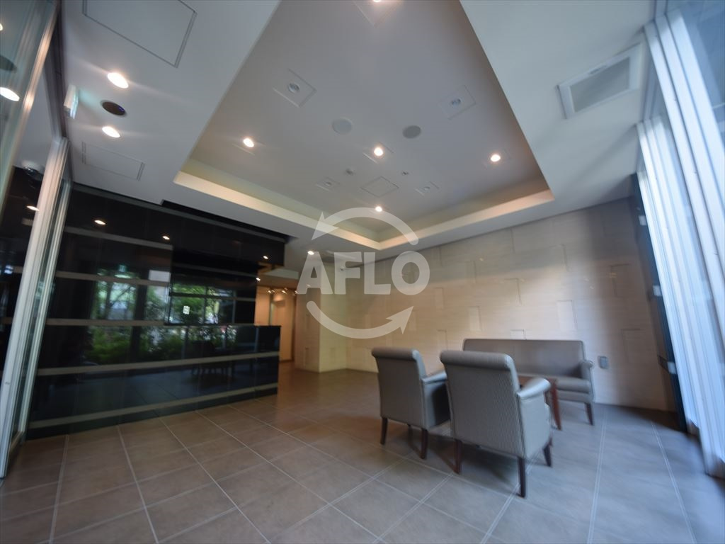 プレサンスタワー難波WESTのロビー|プレサンスタワー難波　ロビー