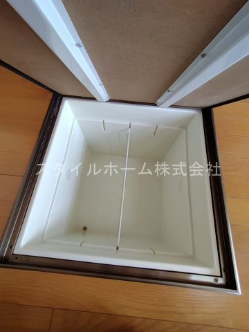 リトルエデンBの玄関