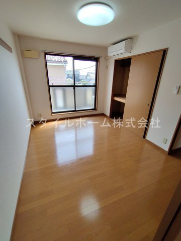 リトルエデンBの居間・リビング