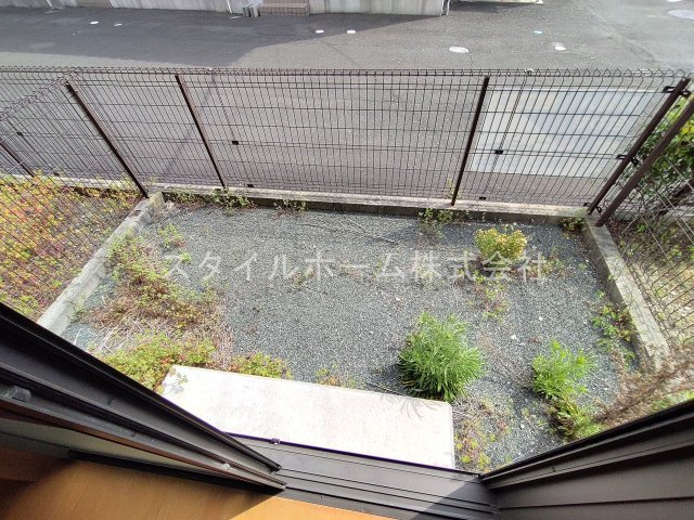 リトルエデンBの庭