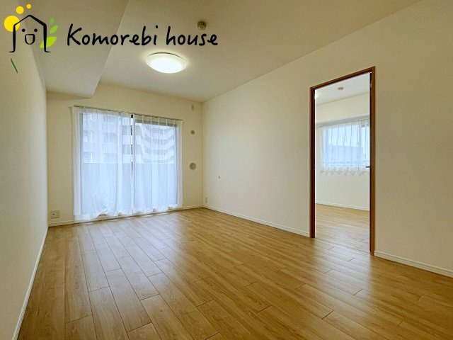 エクセル大宮東3番館の居間・リビング|5/19　撮影済み