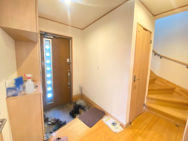 【オール電化】　笠間市石井　4LDKの玄関