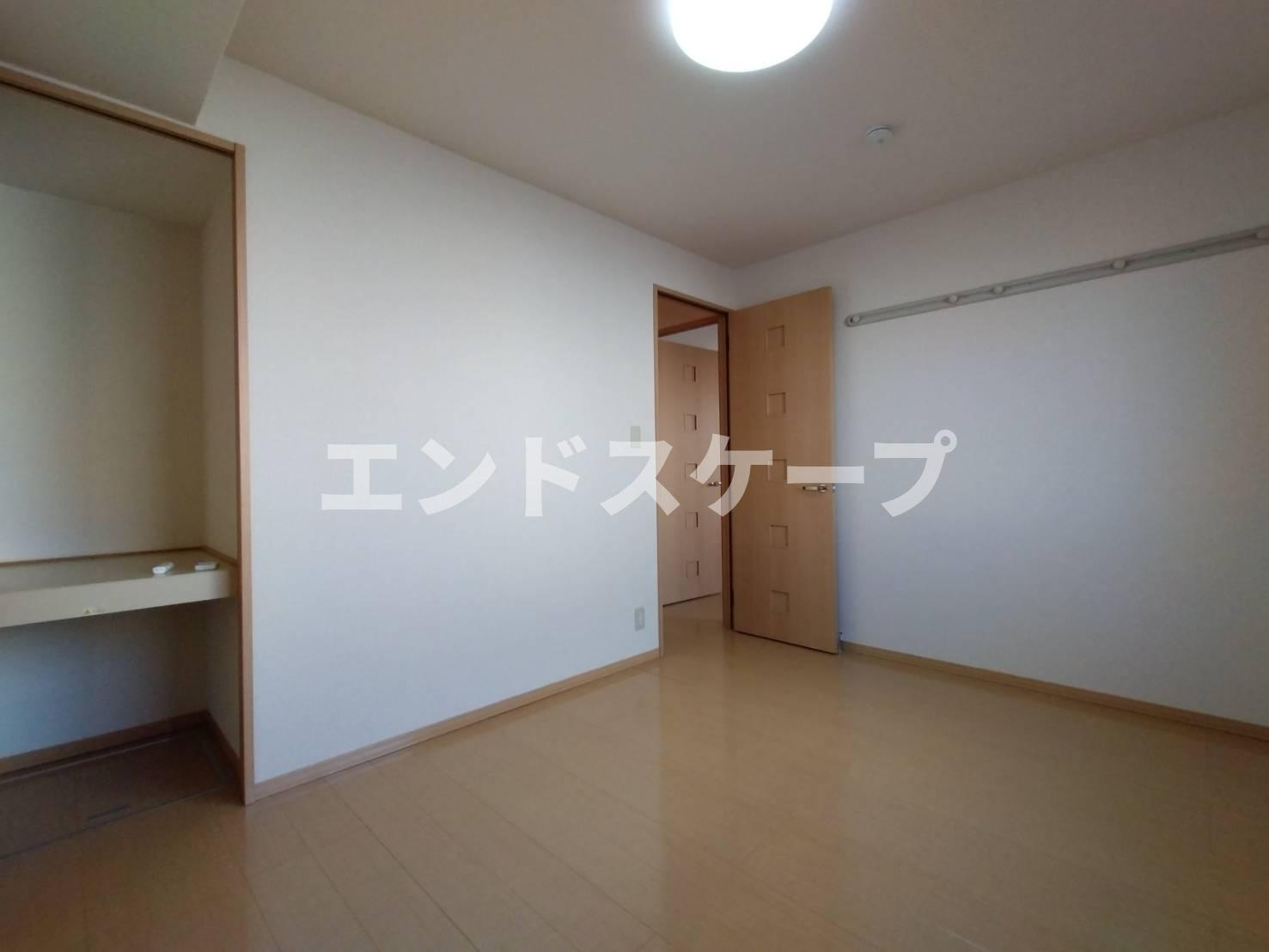 クラージュタウン　Ａの洋室|高崎、前橋エリアのお部屋探しはエンドスケープまで！お客様の理想お聞かせ下さい♪