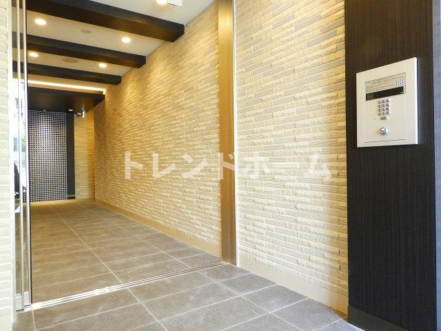 レシオス難波のエントランス|選べる家電プランあり！！