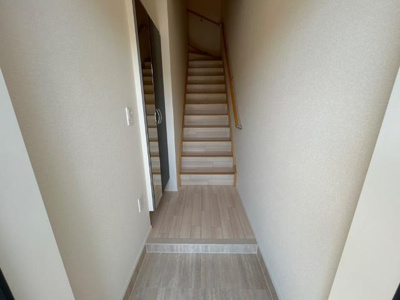 【玄関】 | フロリバンダ | 玄関（イメージ）