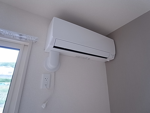 神戸市北区山田町下谷上字皆森のアパートの設備|エアコン