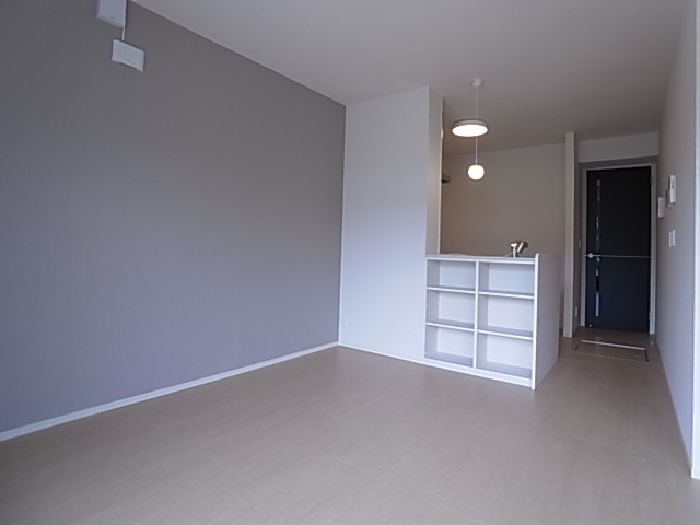 神戸市北区山田町下谷上字皆森のアパート