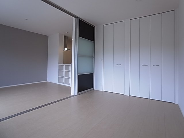 神戸市北区山田町下谷上字皆森のアパートの内装|洋室