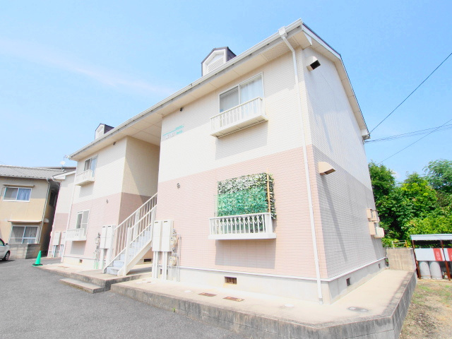 髙田ハイツA棟の外観