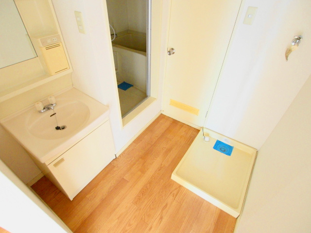 髙田ハイツA棟の洗面所