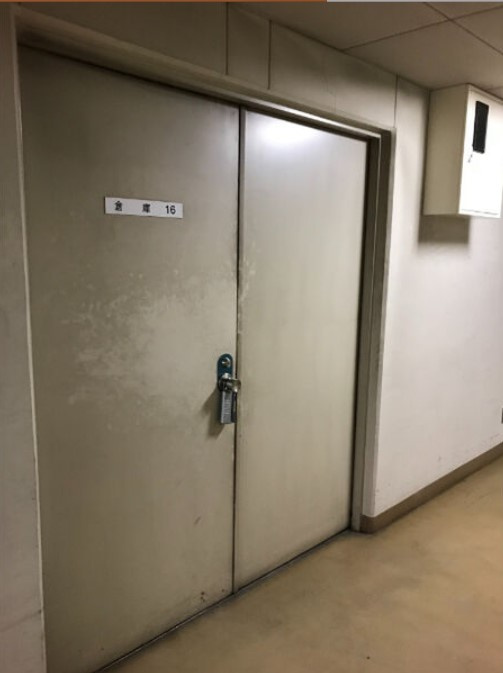 大阪駅前第4ビルの外観