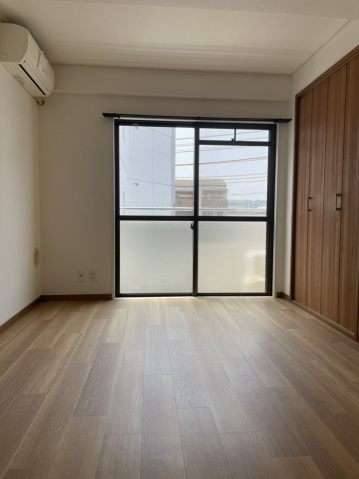 MTビルの居間・リビング|こちらの居間で趣味の時間をお楽しみください