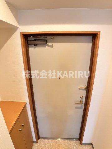 セリシール関目の玄関