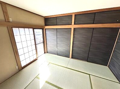 大網白里市富田　中古戸建の和室|内装リフォーム済み令和7年1月 システムキッチン都市ガス並列2台可 敷地約71坪