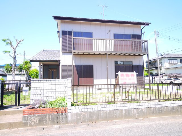 大網白里市富田　中古戸建の外観|内装リフォーム済み令和7年1月 システムキッチン都市ガス並列2台可 敷地約71坪