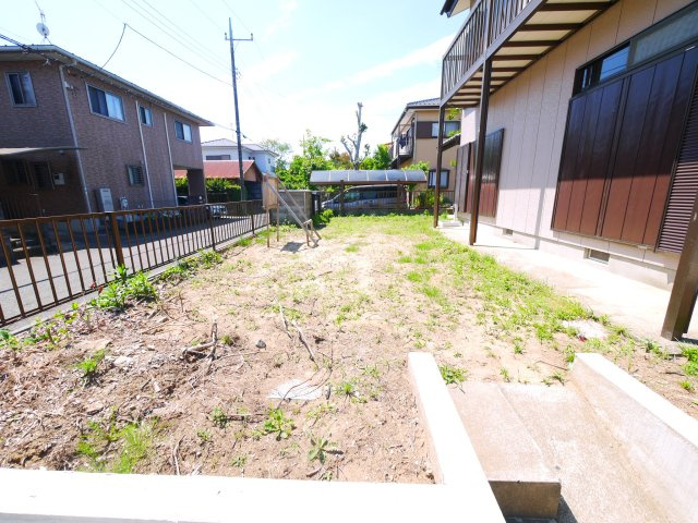 大網白里市富田　中古戸建の庭|内装リフォーム済み令和7年1月 システムキッチン都市ガス並列2台可 敷地約71坪