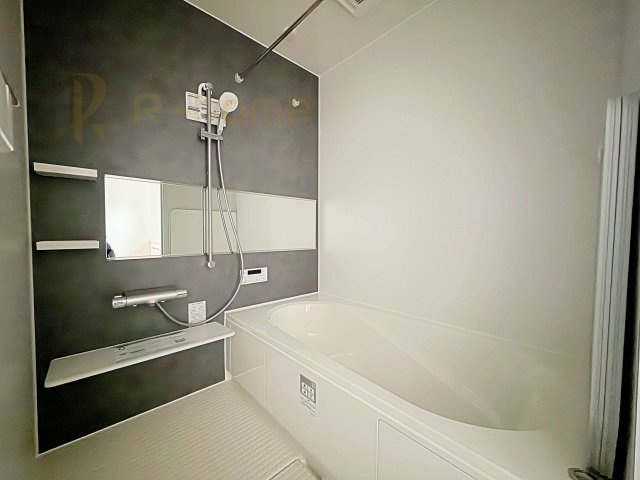 水戸市酒門町15期　新築戸建て　2号棟の浴室|１坪タイプの大きなお風呂で、小さなお子様とご一緒に入浴いただける広さです！