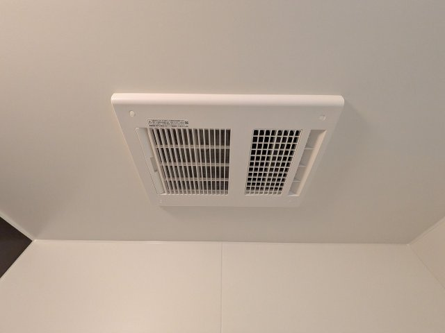 八王子市　元本郷町　新築一戸建て　１０期の浴室|～浴室暖房乾燥機能付き　遅い時間のお洗濯や、梅雨時期・花粉の時期など大活躍です～