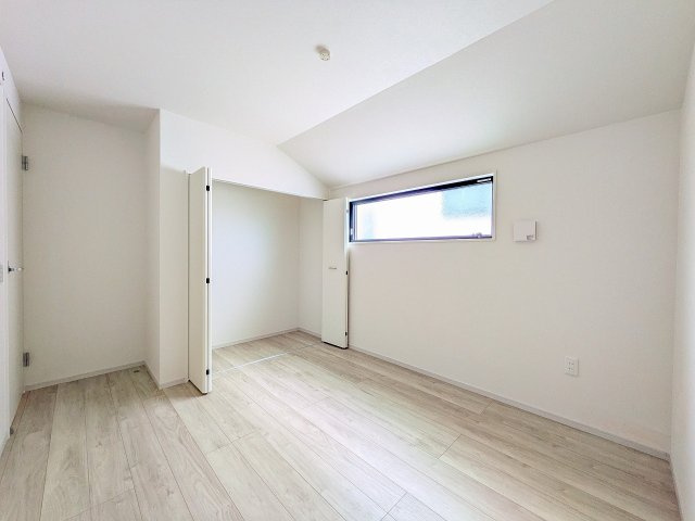 八王子市　元本郷町　新築一戸建て　１０期の収納|～収納力の高いクローゼット完備～