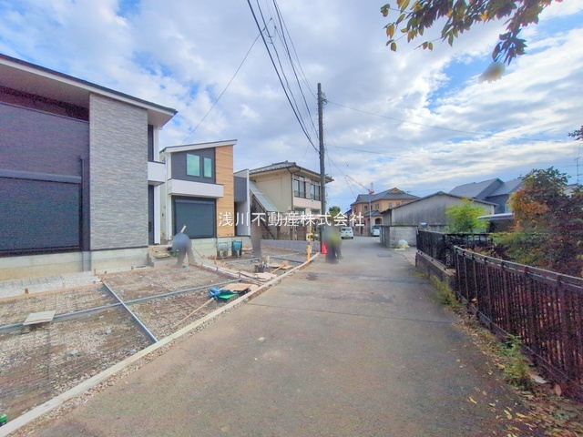 八王子市　元本郷町　新築一戸建て　１０期の前面道路含む現地写真|～南4ｍ道路に面しています～