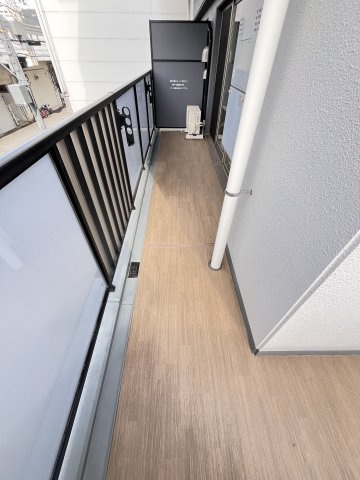 大阪市都島区片町１丁目の賃貸マンションのバルコニー