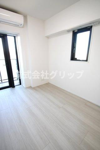 グランリーヴェル横濱VIVANTの洋室