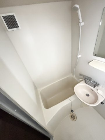 ハーモニー旗ヶ崎の洗面所|イメージ210号室の写真