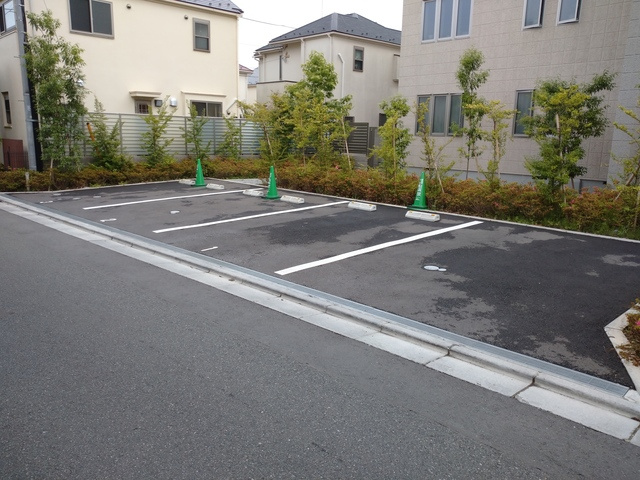 （シニア限定）トルチェユイ久我山の駐車場|駐車場