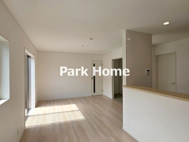 【居間・リビング】の画像