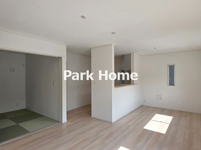 【居間・リビング】の画像