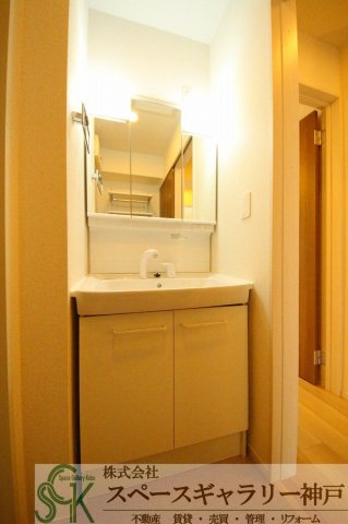 ネオ・グランブルの洗面所|※お部屋により仕様が異なる場合があります※