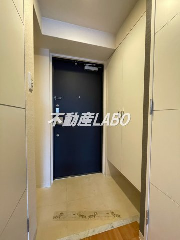 プロシード大阪NB3の玄関