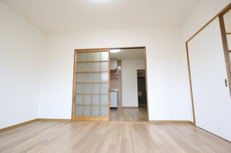 【エントランス】 | グリーンピア鷹の子・